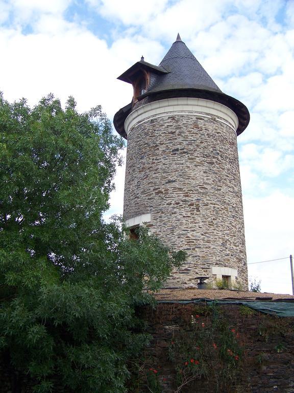 Les Chambres Du Meunier Juigne-sur-Loire Exterior foto